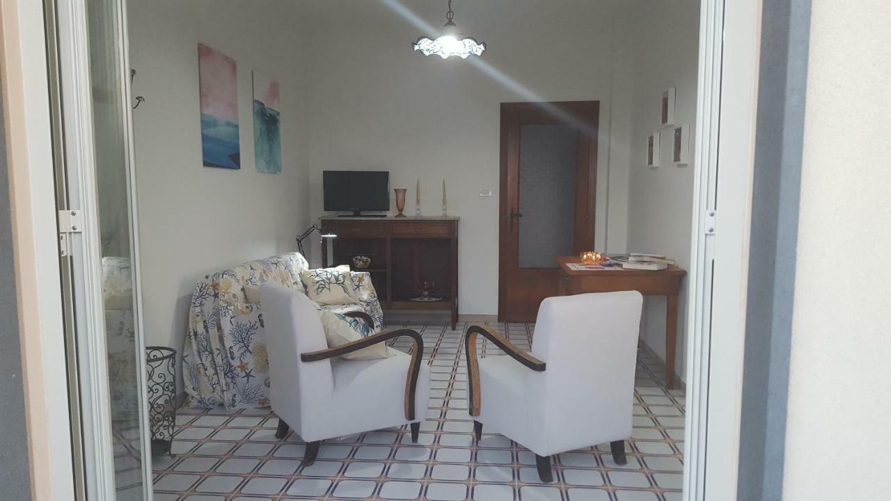 Casa Del Levante Riposto Exterior photo