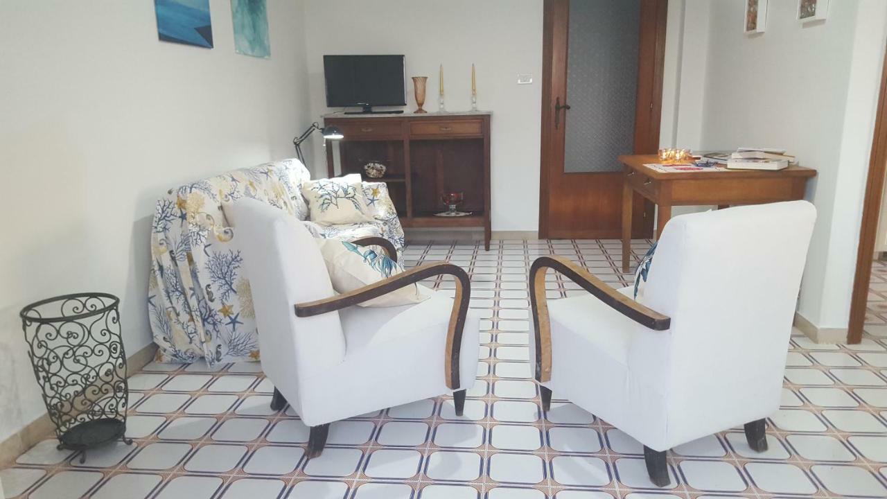 Casa Del Levante Riposto Exterior photo